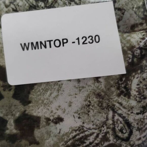 DG2 Medium Green Blouse - Picture 7 of 7